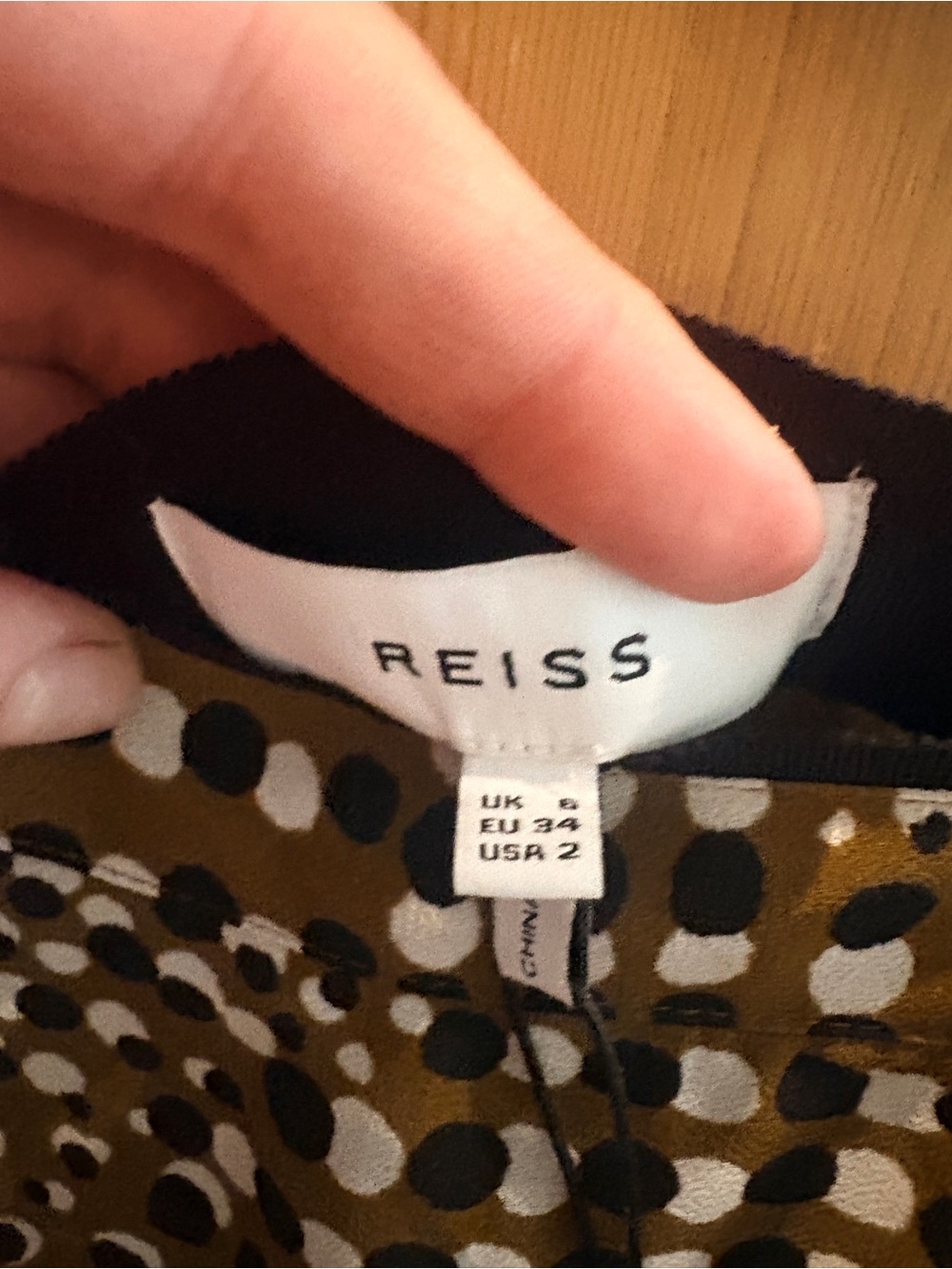 Reiss NWT Ellie Spot Print Lined, Pleated Mini Skirt Sz US 2 - Picture 6 of 10